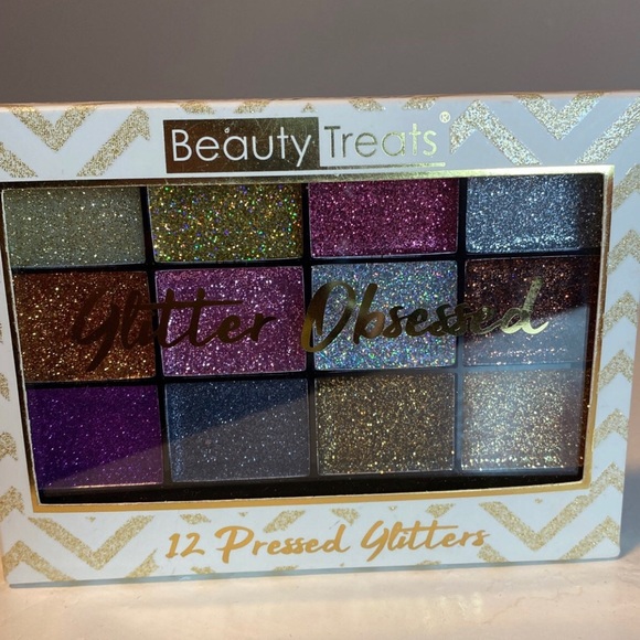 Eyeshadow Palette - Picture 5 of 5